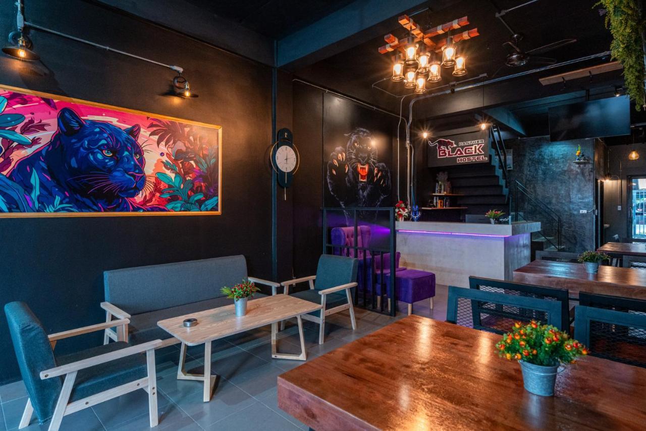 Black Panther Hostel Phuket Bagian luar foto